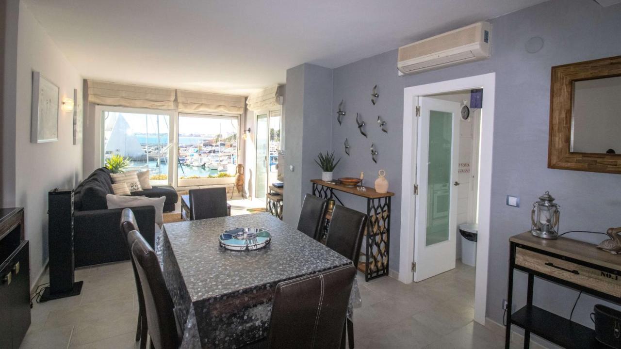 Atico De Lujo En El Puerto Deportivo Albert Villas Alcoceber Exterior photo